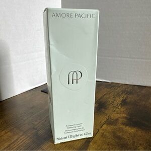 Amore Pacific Treatment Enzyme Cleansing Foam 4.2 oz NEW Sealed Korea.